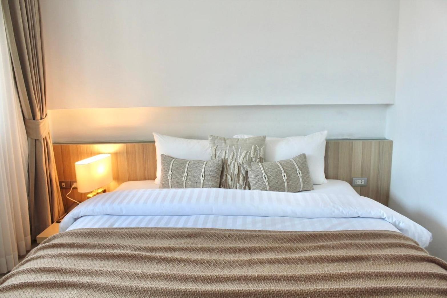 S2 Hotel - Sha Plus Certified Банг Саен Экстерьер фото